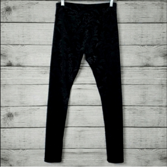 Black Velour Damask Jacquard Stretchy Leggings - Picture 3 of 4